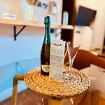 Slim Apartment#20 - *
